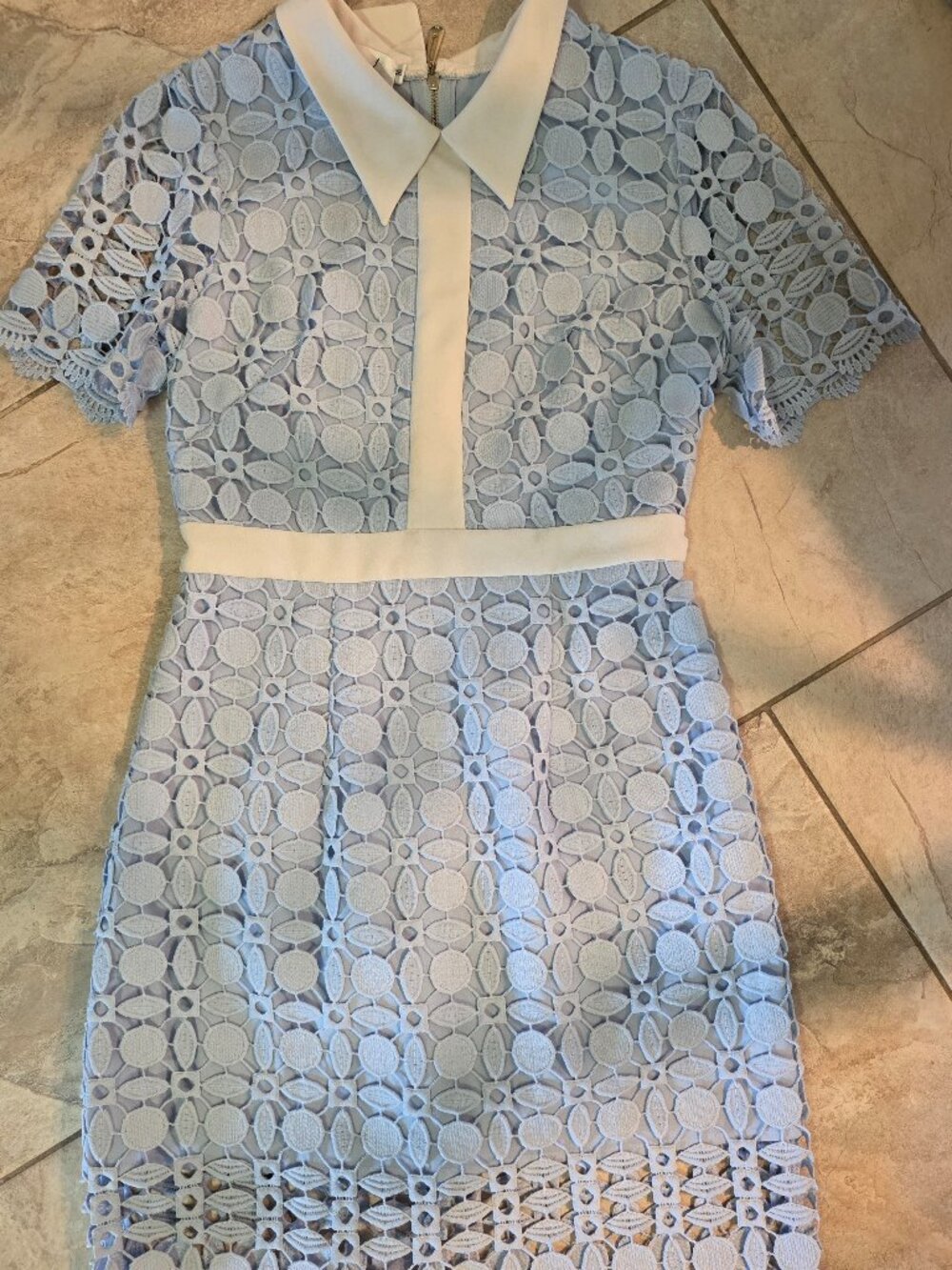 ChicWish Light Blue Cutout Heavy Lace Sheath Dress Short Sleeve Size Medium